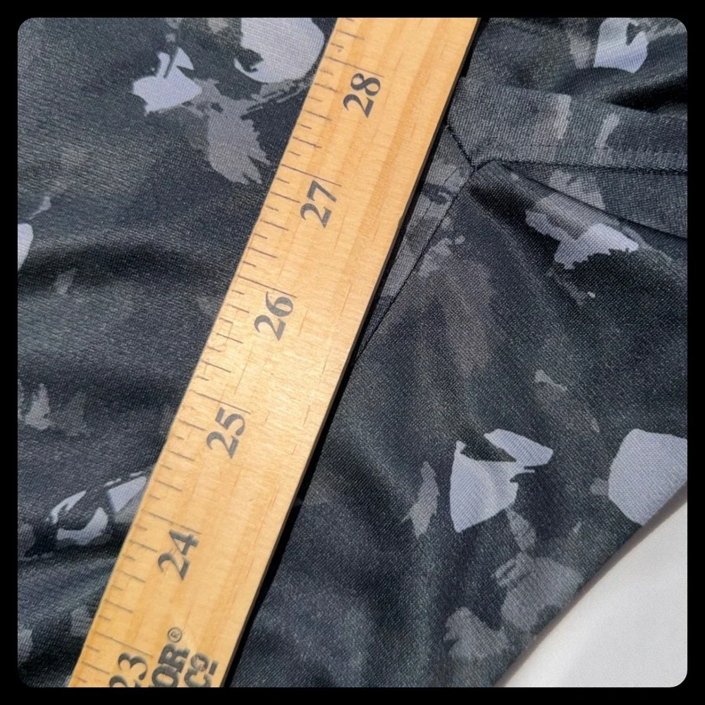 Under Armour Jogger Pants Kids Youth Large YL Black Camo Tapered Leg Athletic